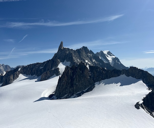 Monte Bianco mountain scenery in the Valle d’Aosta on our Northern Italy small group tour